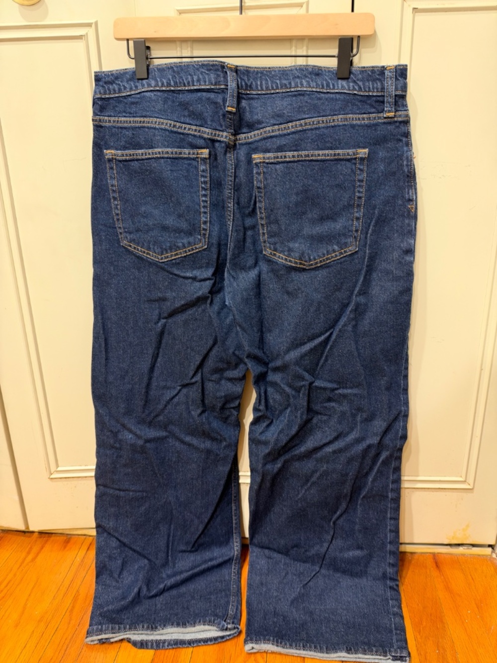 Jeans - Picture 2 of 2
